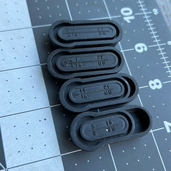 Buttonholer Sewing attachment automatic stitch #7 - Picture 5 of 12